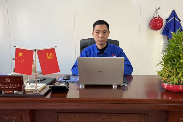 三分公司王景龍：以行動(dòng)書(shū)寫(xiě)責(zé)任擔(dān)當(dāng)